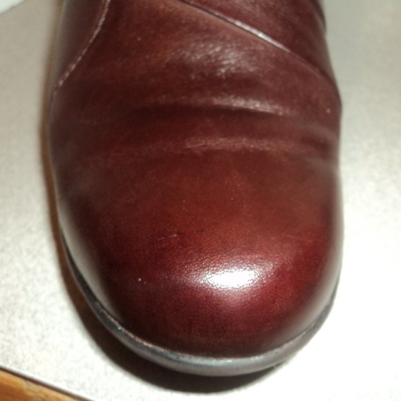 Clark's Womens Size 10M Brown Leather Shoes Slip On - Picture 3 of 11